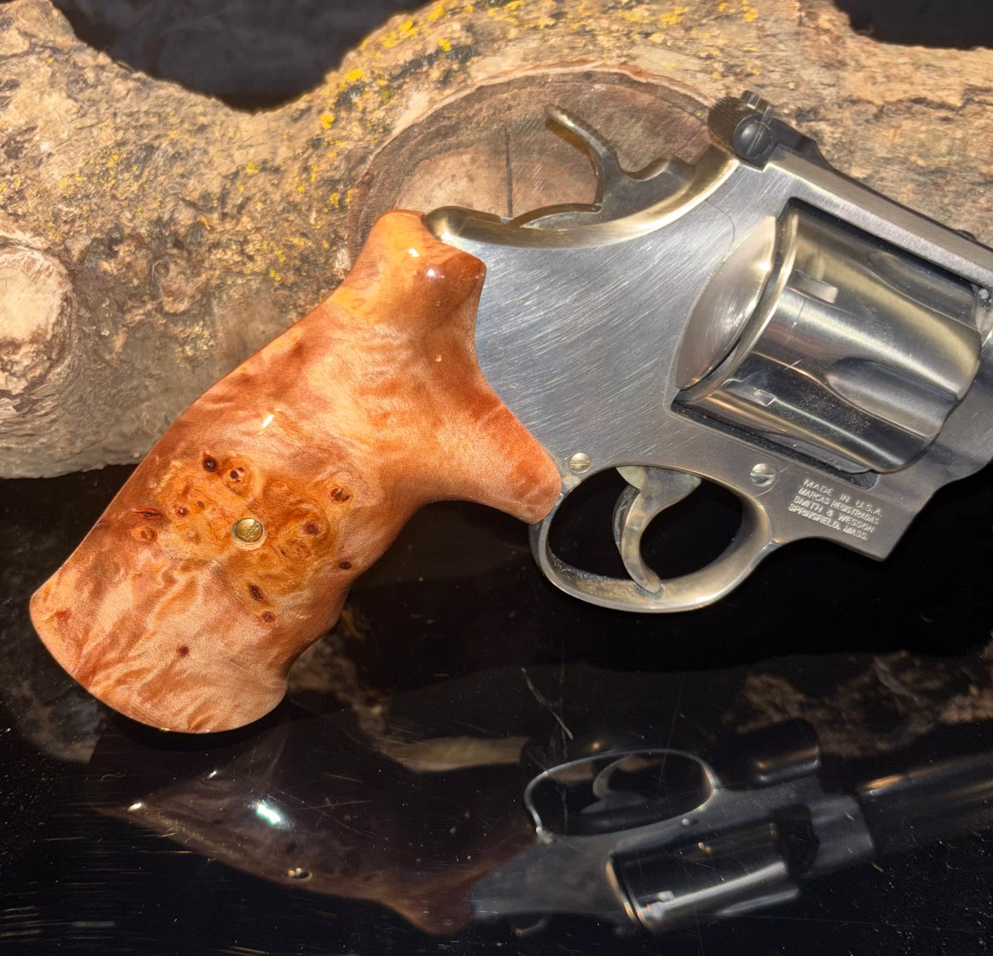 Smith & Wesson N-Frame Round Butt Grips – Stabilized Maple Burl with Lacquer Finish