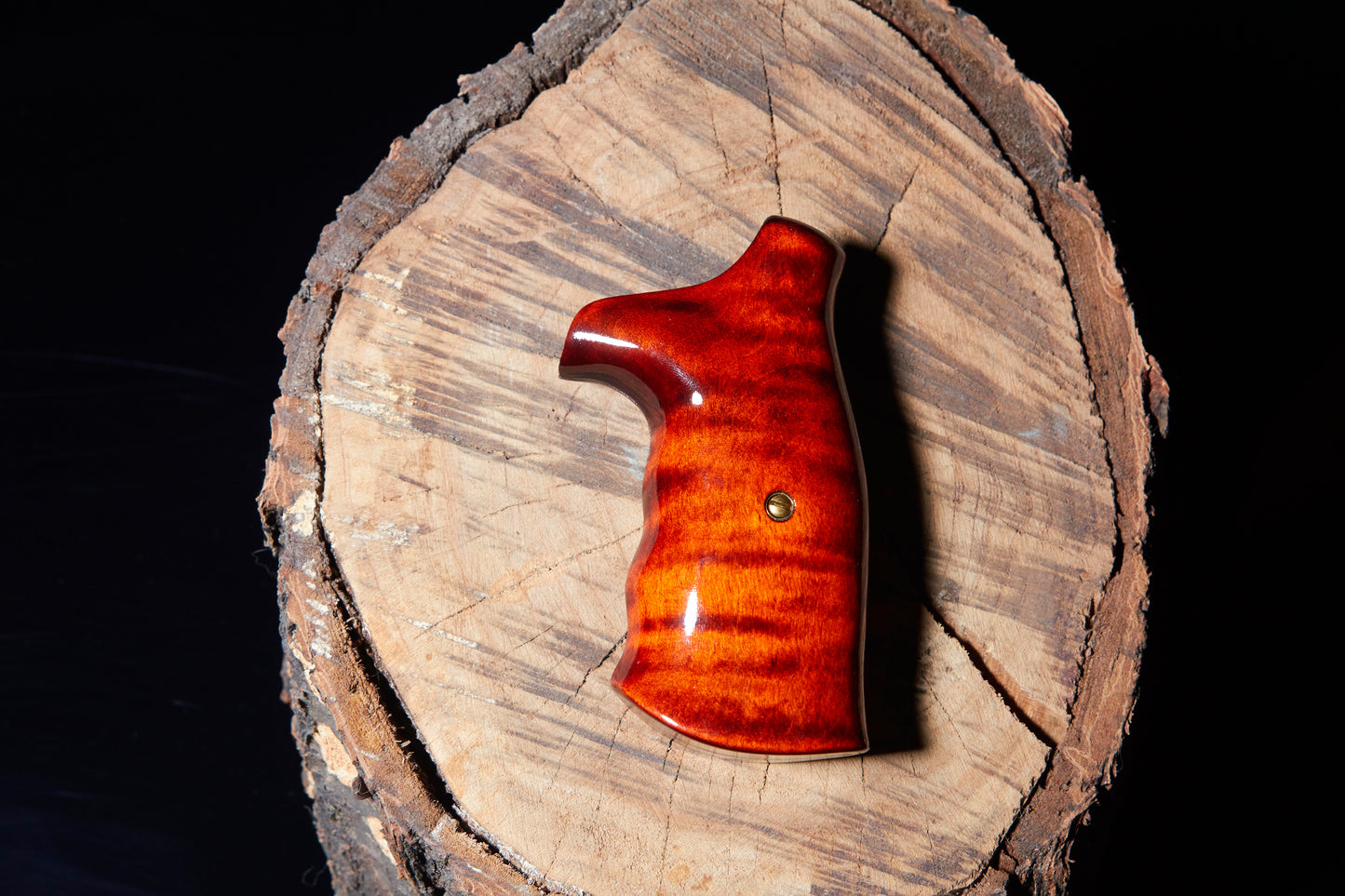 Smith & Wesson N-Frame Round Butt Grips. Dyed Curly Maple with Lacquer Finish