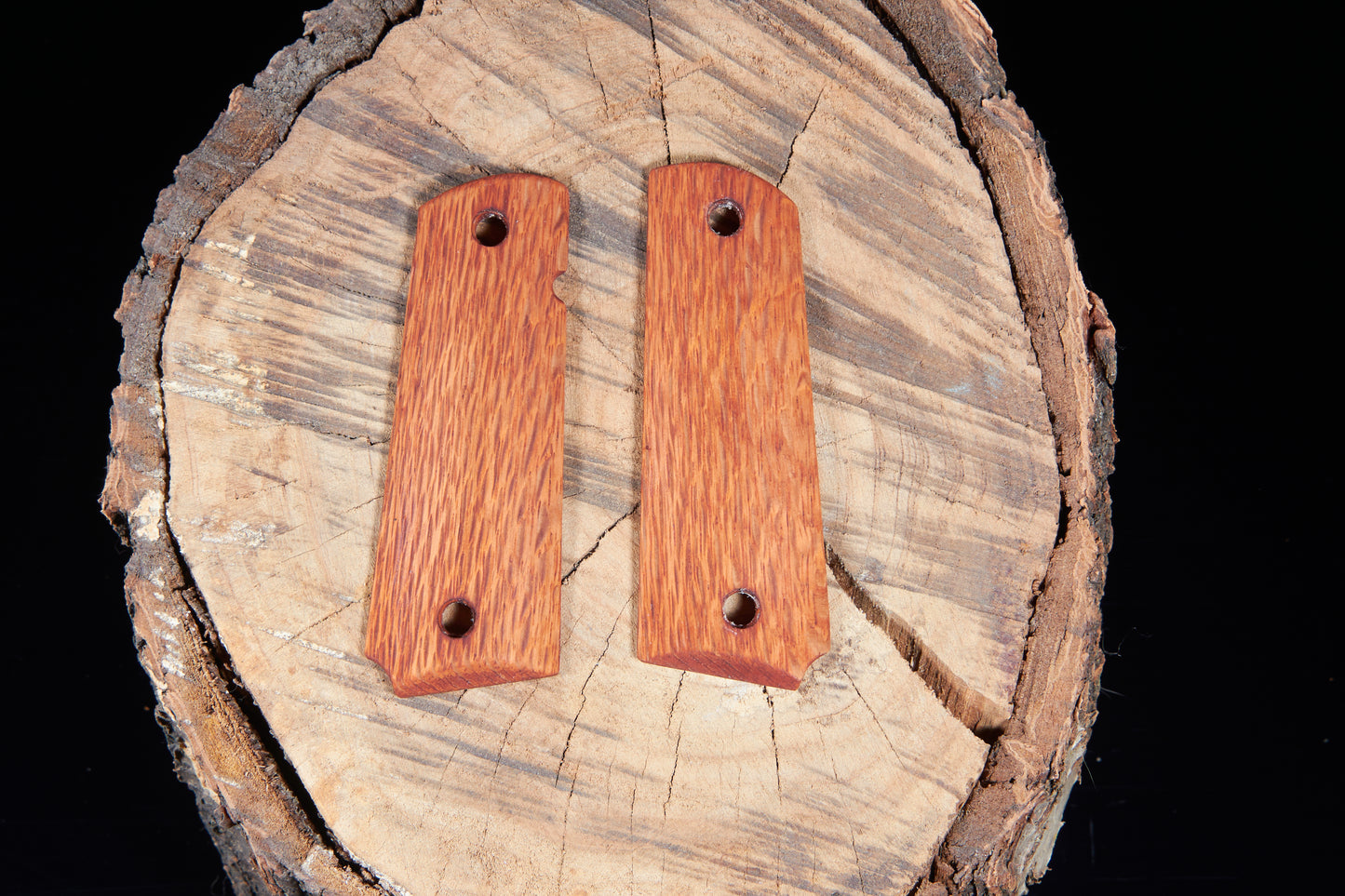 1911 grips Oiled Lace Wood