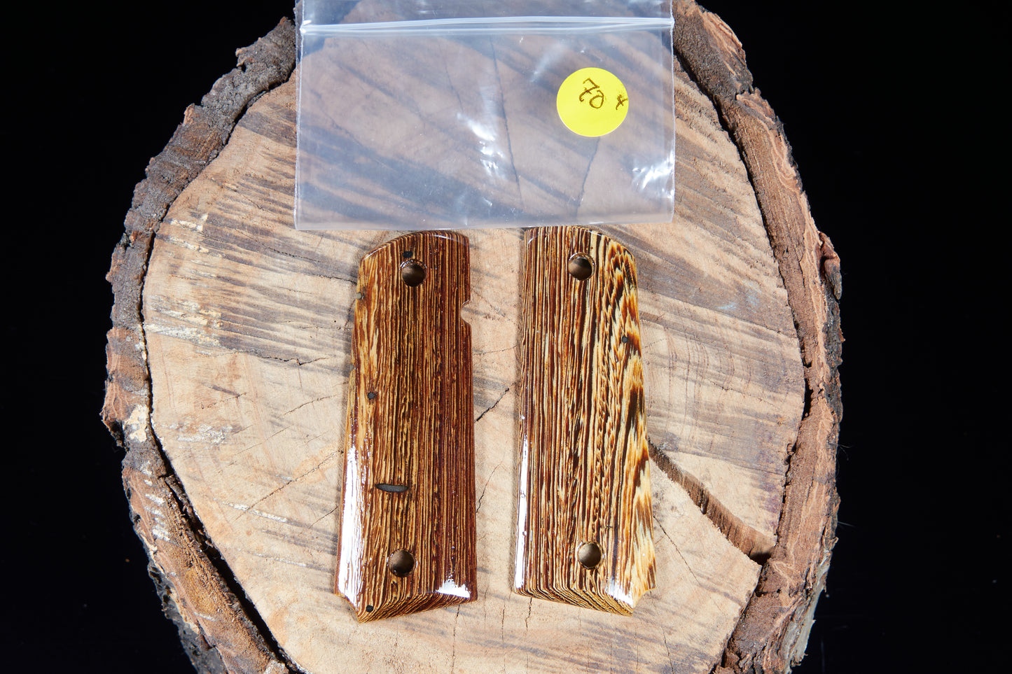1911 Grips – Lacquered Wenge #4