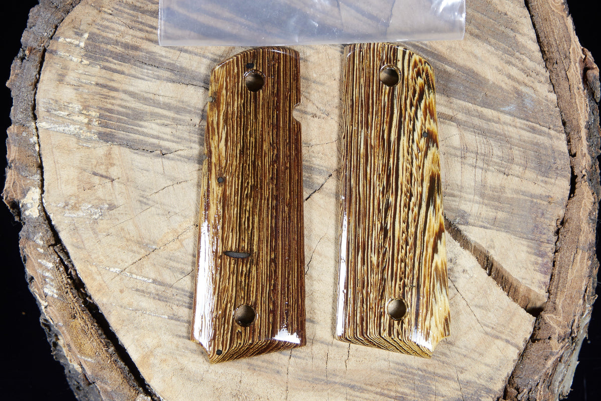 1911 Grips – Lacquered Wenge #4
