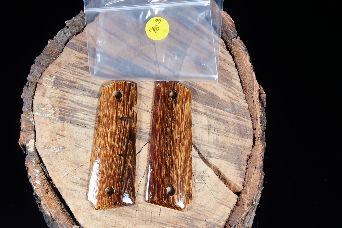 1911 Grips – Lacquered Wenge #3