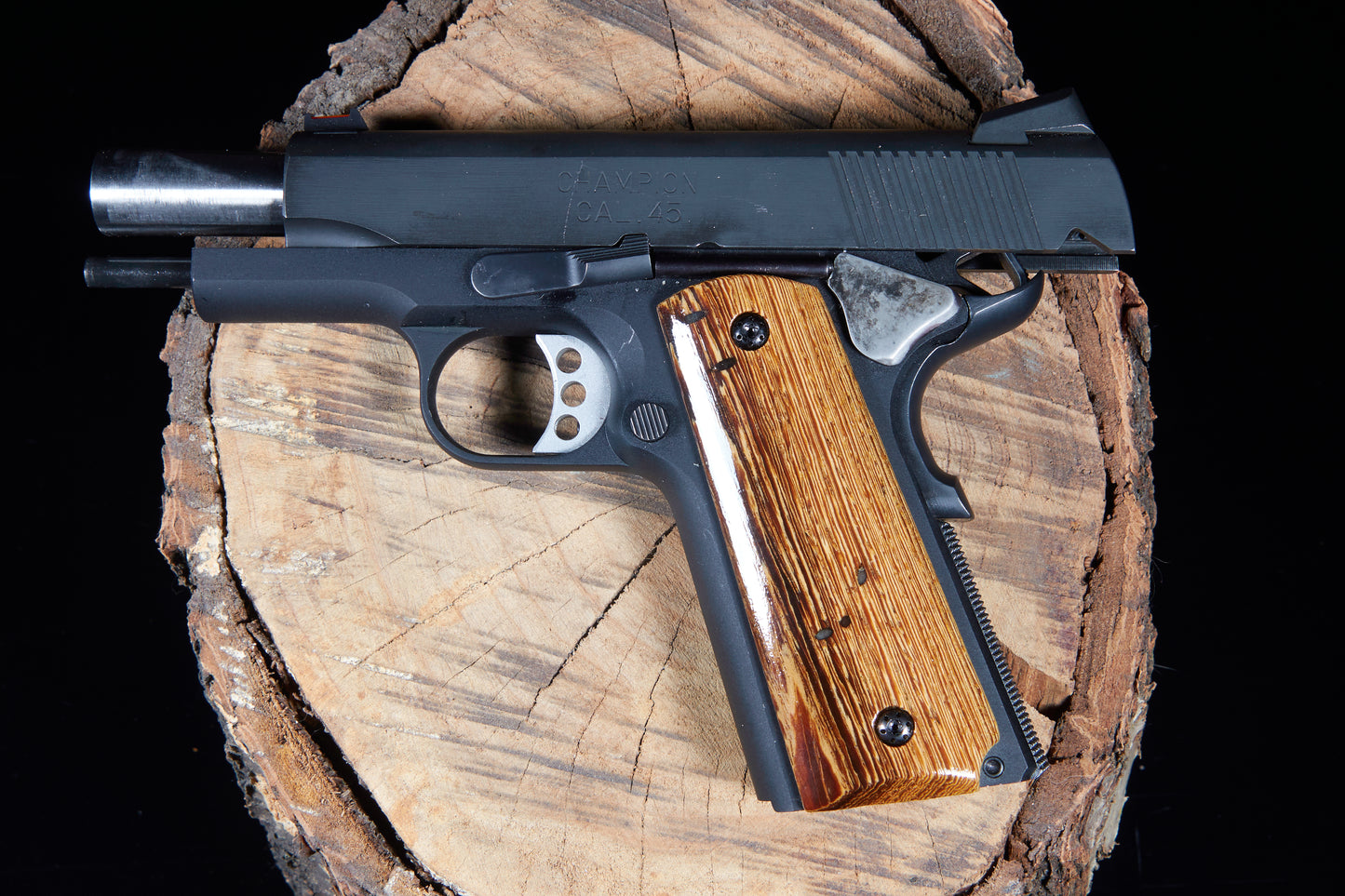 1911 Grips – Lacquered Wenge #1