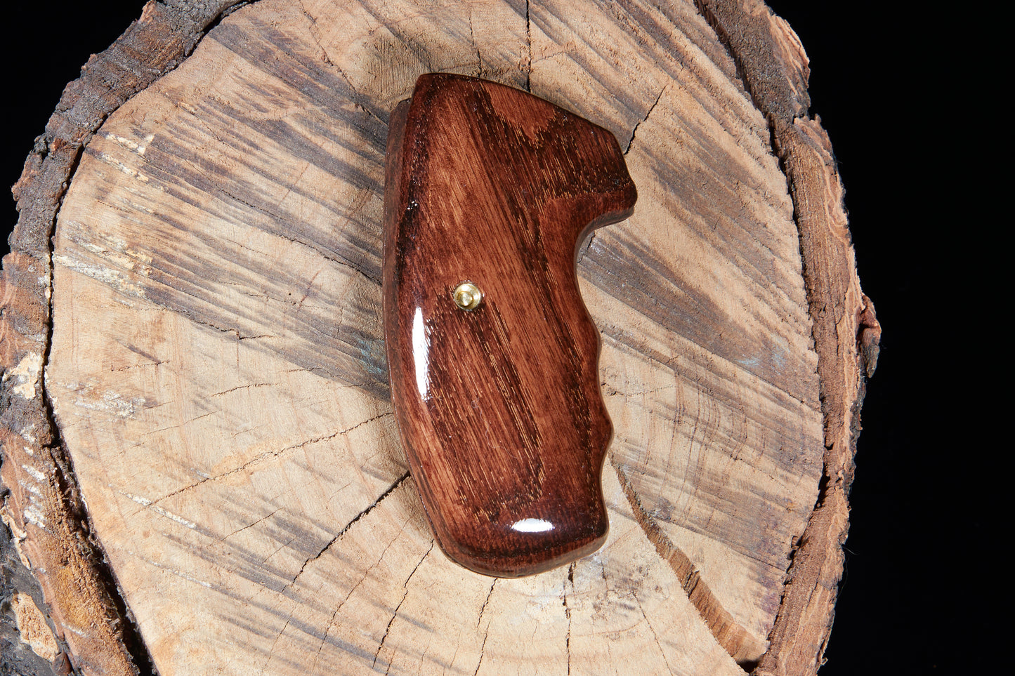 Charter Arms Revolver Grips – Oak (Closed Frame, Extended Length)