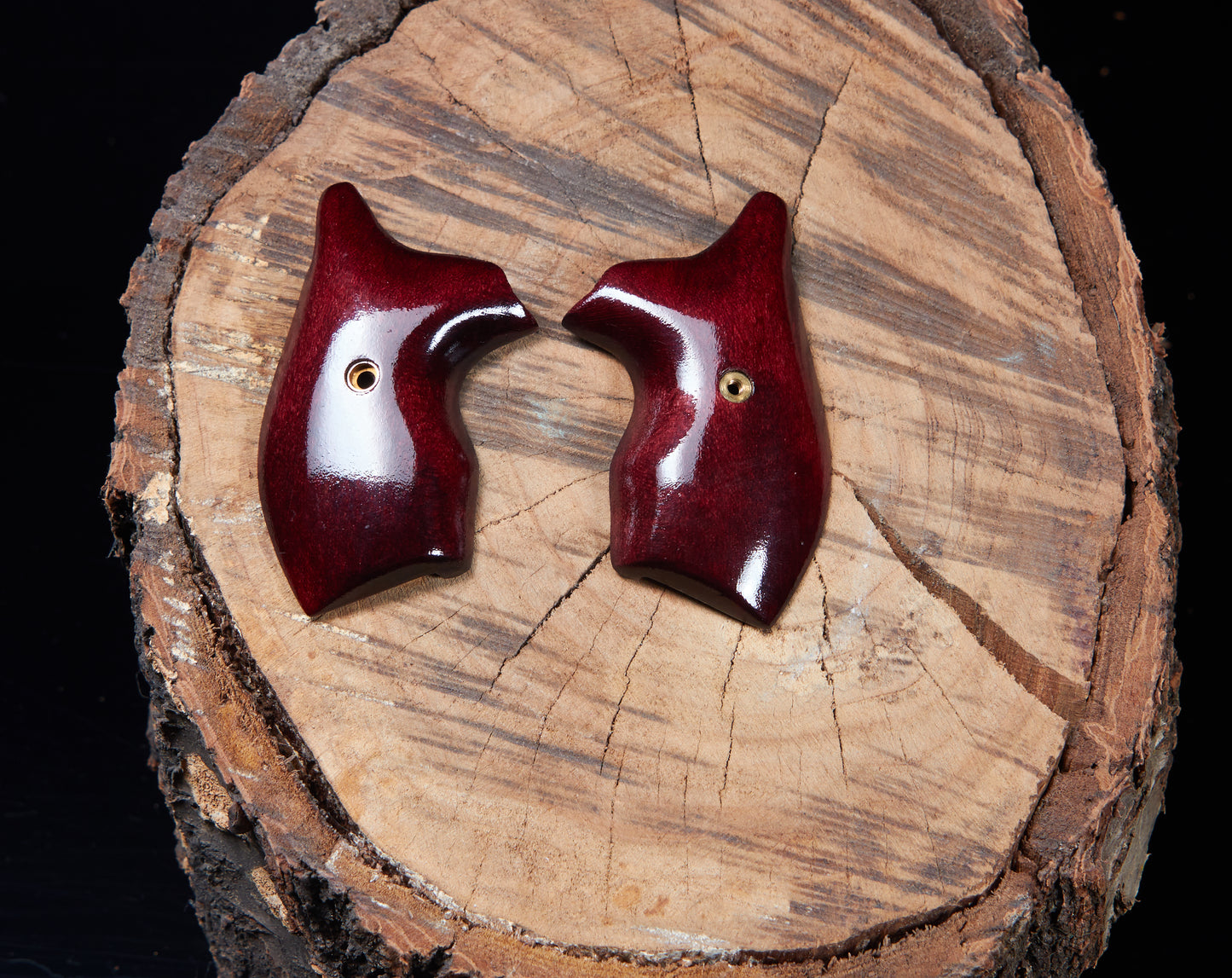 Open Back Style Grips for Smith & Wesson J-Frame – Dyed Maple with Lacquer Finish
