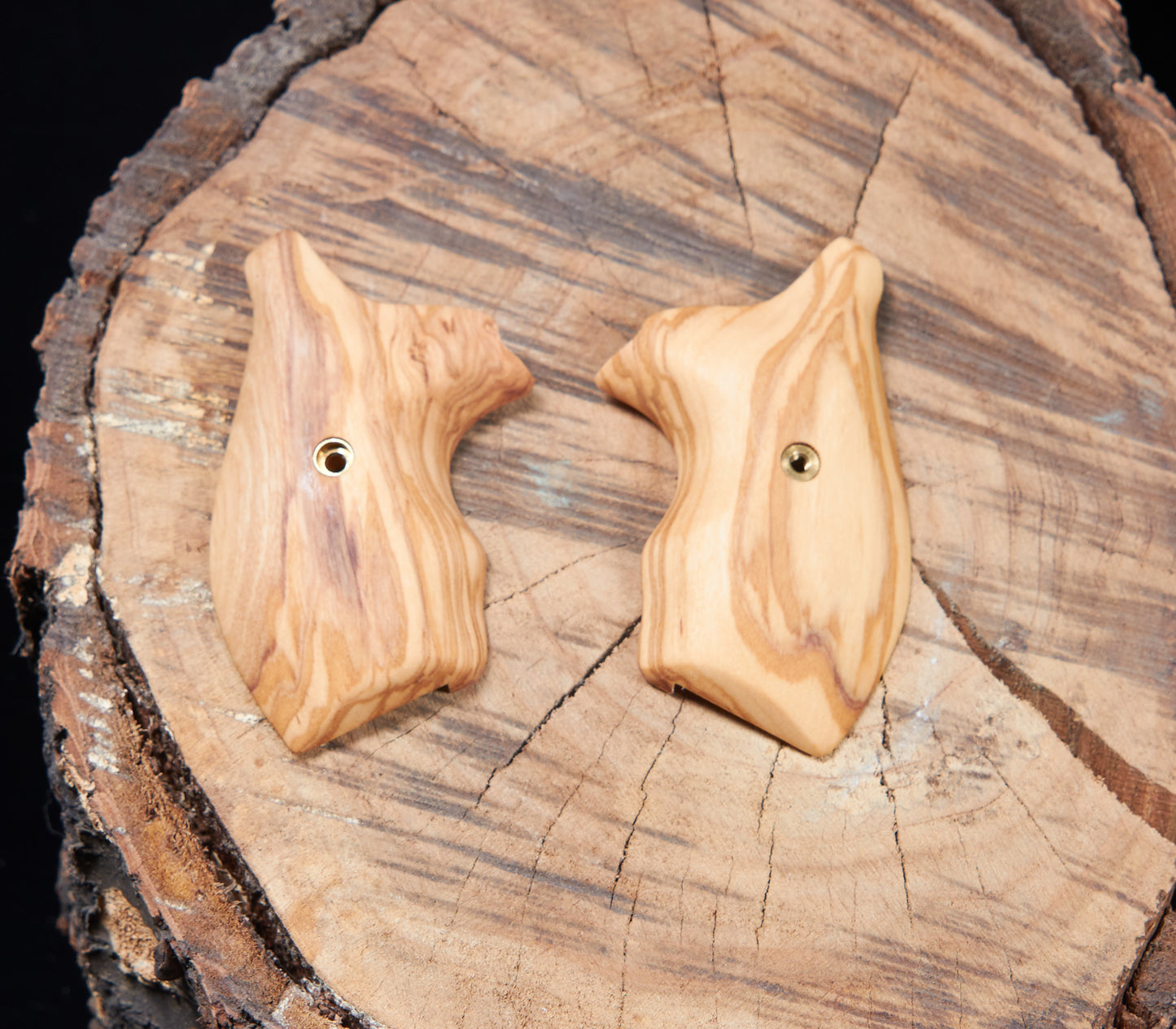 Open Back Style Grips for Smith & Wesson J-Frame – Olive Wood with Oil Finish