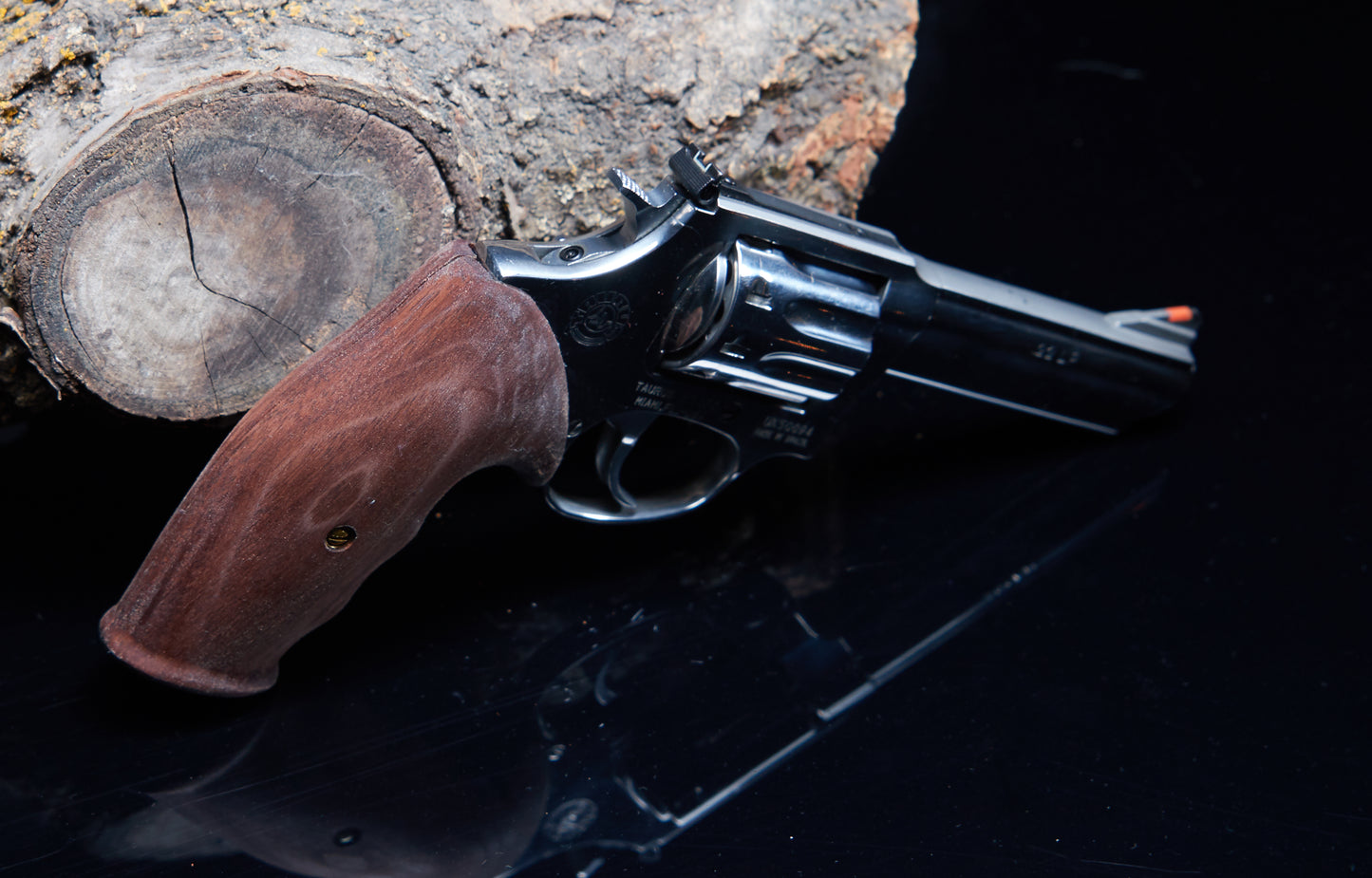 Taurus Small Frame Revolver Grips – Walnut with Oil Finish