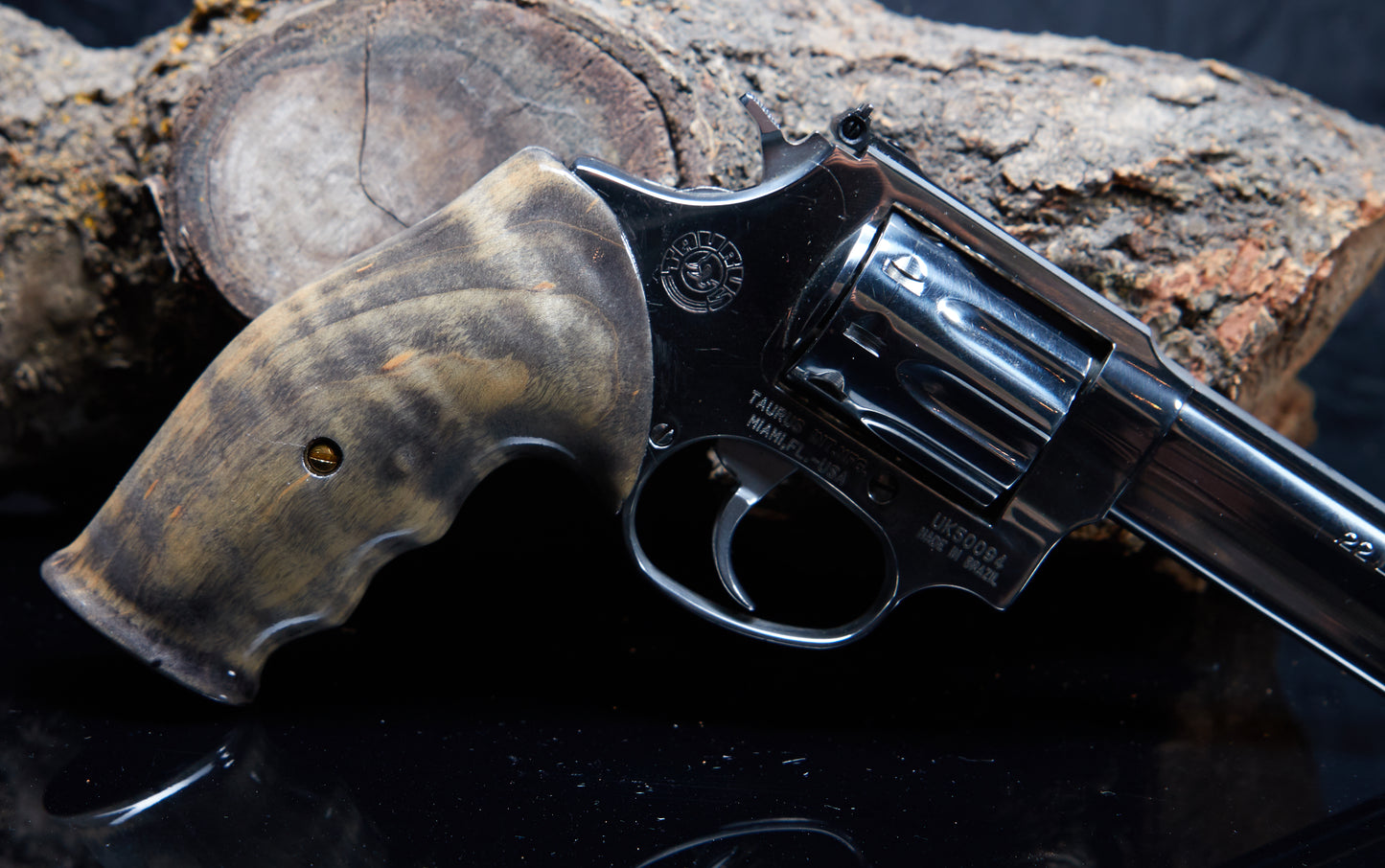 Taurus Small Frame Revolver Grips – Curly Maple with Black Sand-Off Finish