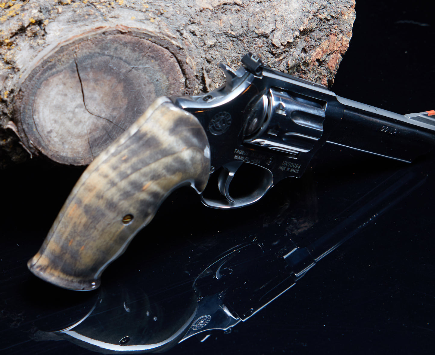 Taurus Small Frame Revolver Grips – Curly Maple with Black Sand-Off Finish