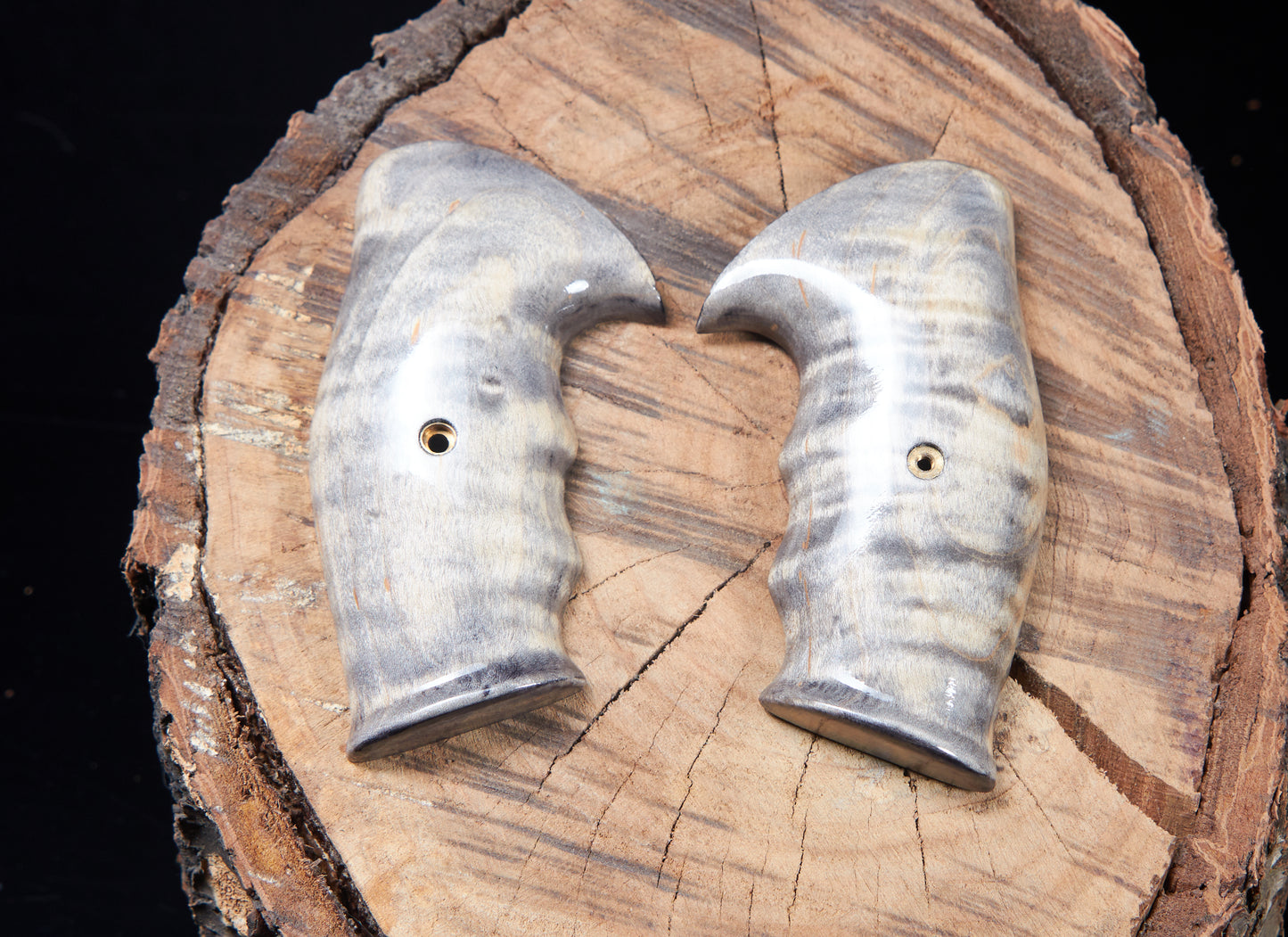 Taurus Small Frame Revolver Grips – Curly Maple with Black Sand-Off Finish