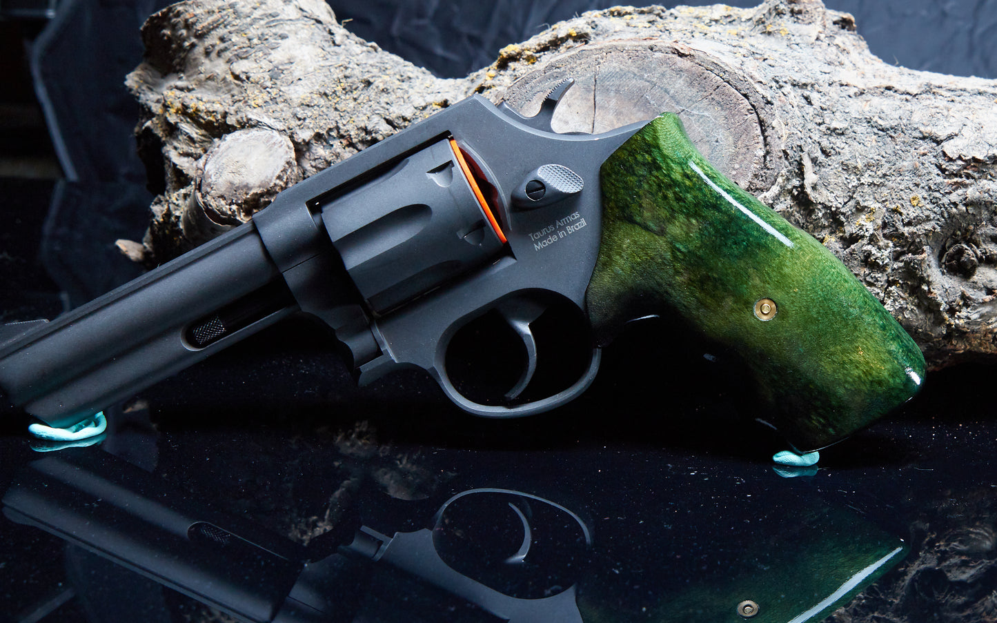 Custom Dyed Maple Grips for Taurus Medium/Large Frame Revolvers