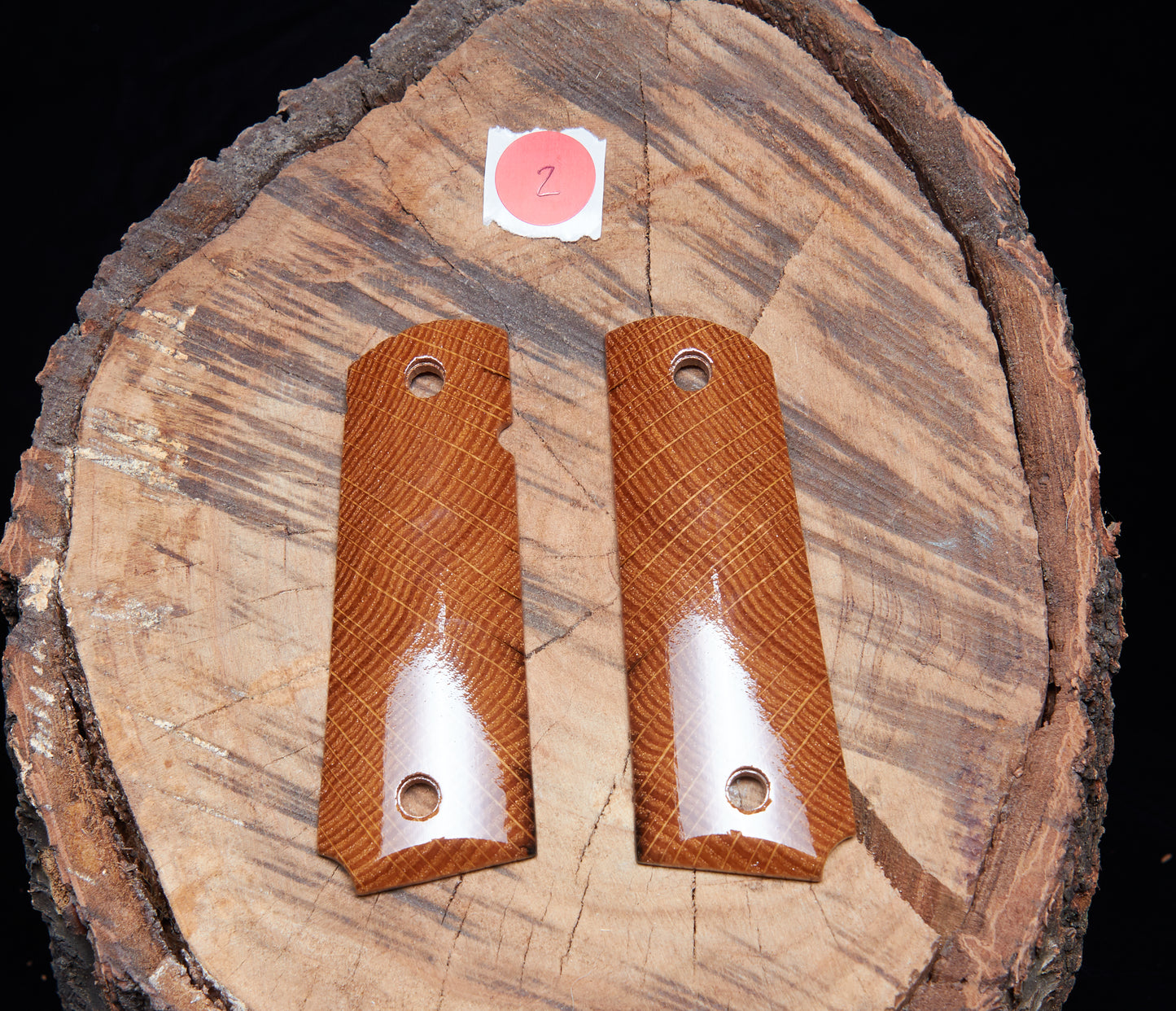 1911 Full-Size Grips – Stabilized Reclaimed Barnwood Oak (Endgrain Bookmatched) – Lacquer Finish