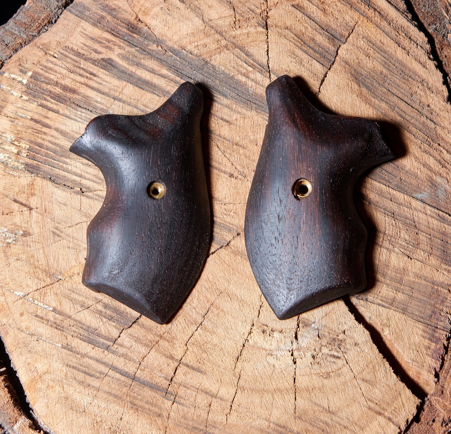 Open Back Style Grips for Smith & Wesson J-Frame – Walnut with Oil Finish #1