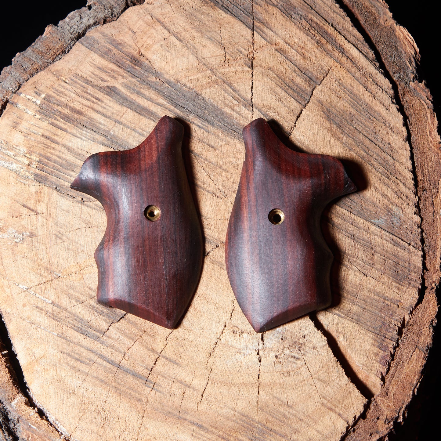 Smith & Wesson J-Frame Open Back Grips – Rosewood with Oil Finish