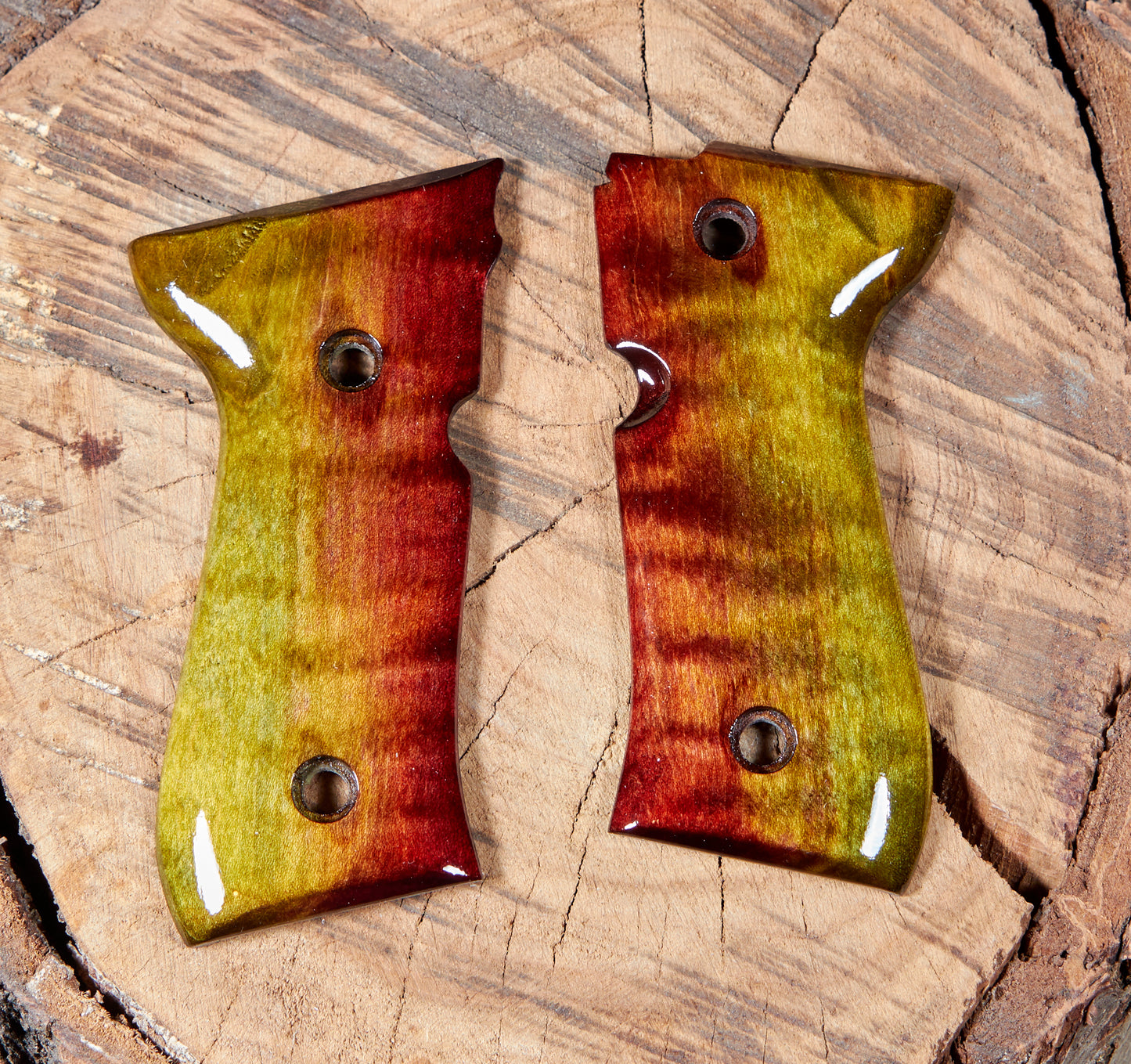 Beretta 92FS / 96FS Full-Size Grips – Curly Maple, Lacquer Finish