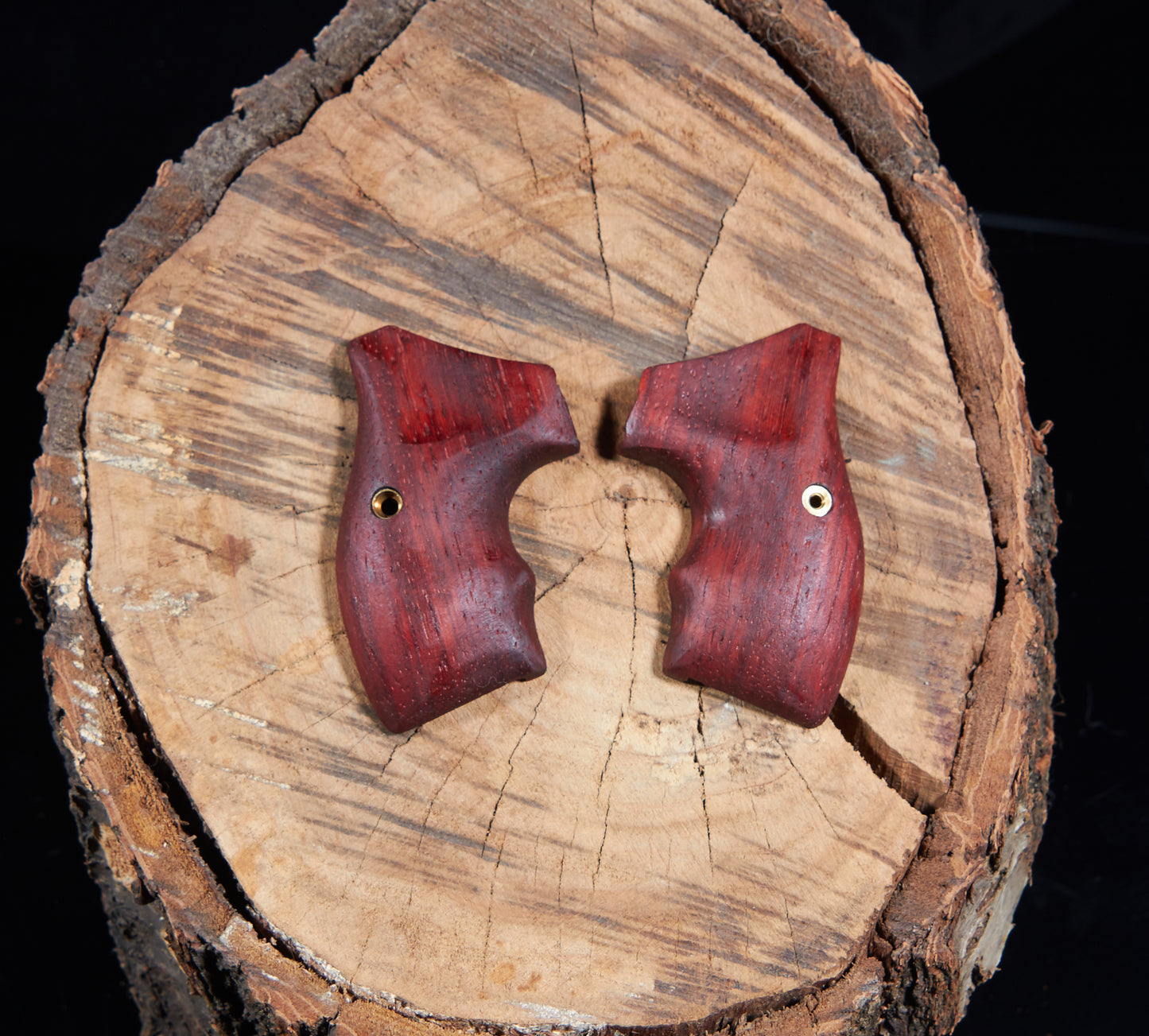 Charter Arms Boot Grip Style – Redheart, Tung Oil Finish (Open Back)