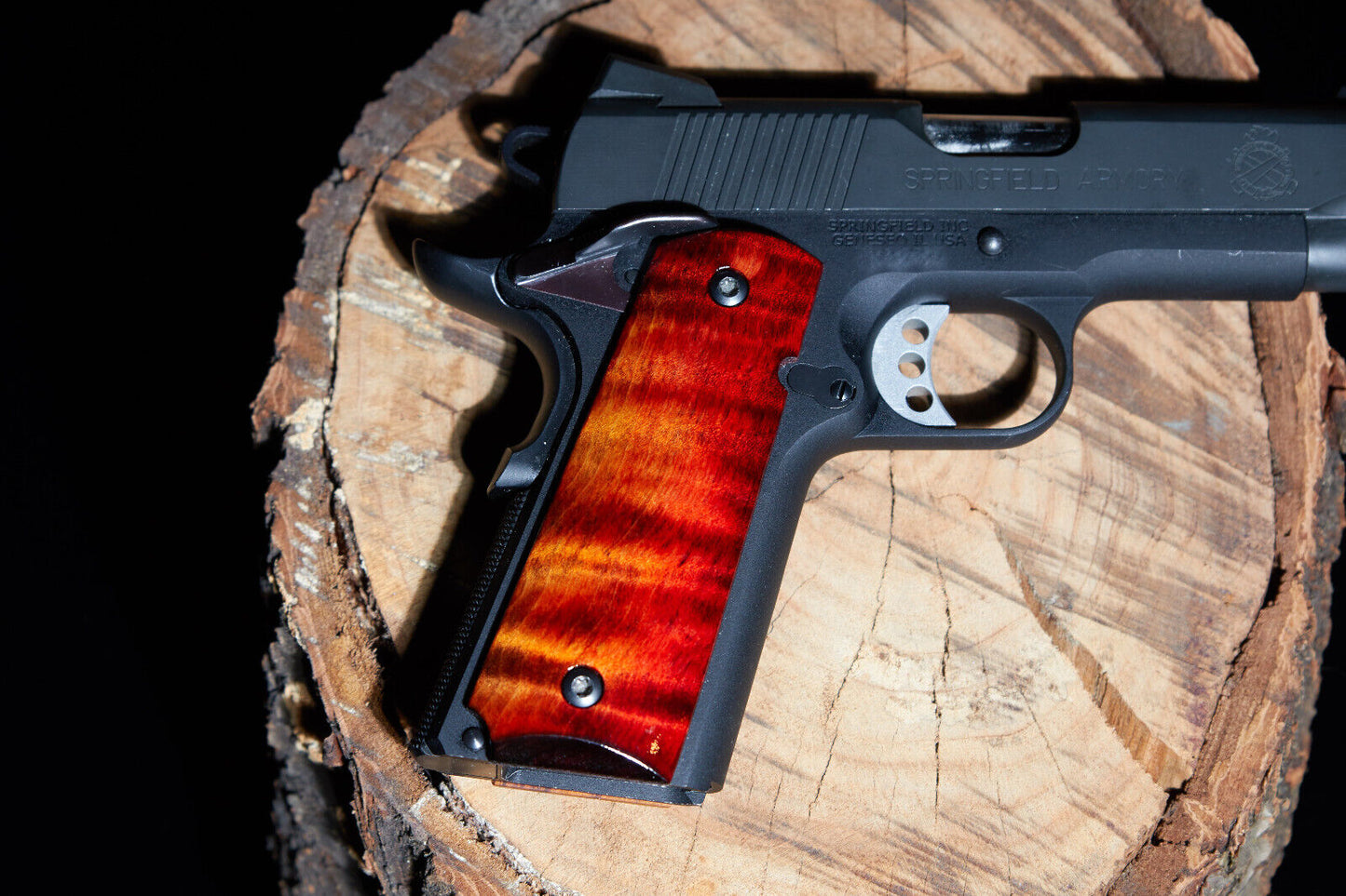 1911 grips Book-matched Curly Maple, Black sand off with Red