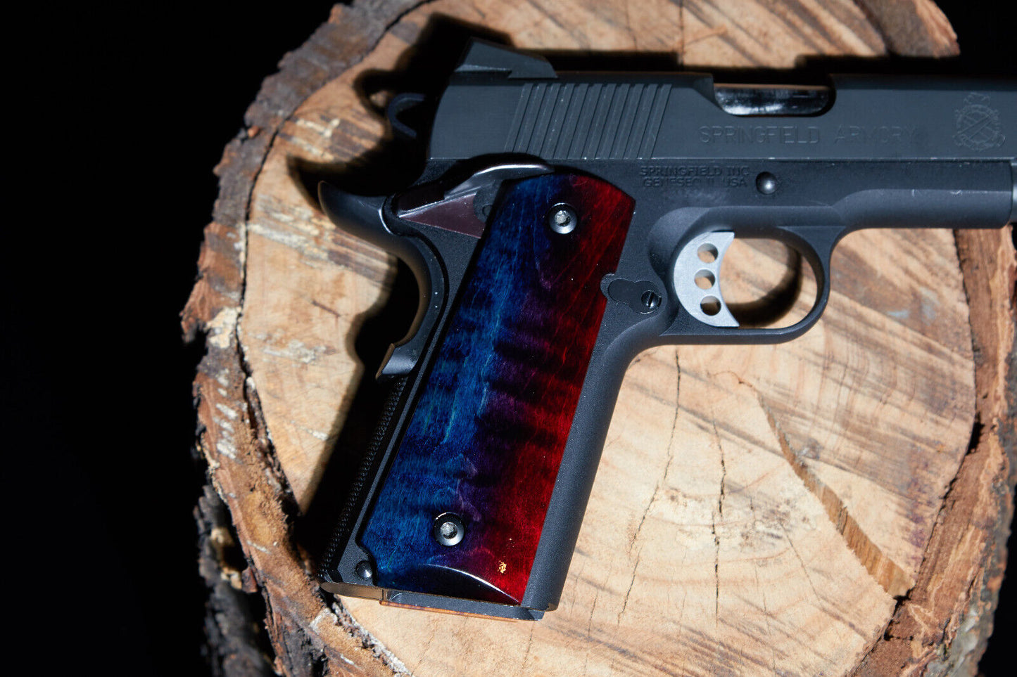 1911 grips Book-matched Curly Maple, Black sand off with Red, Blue