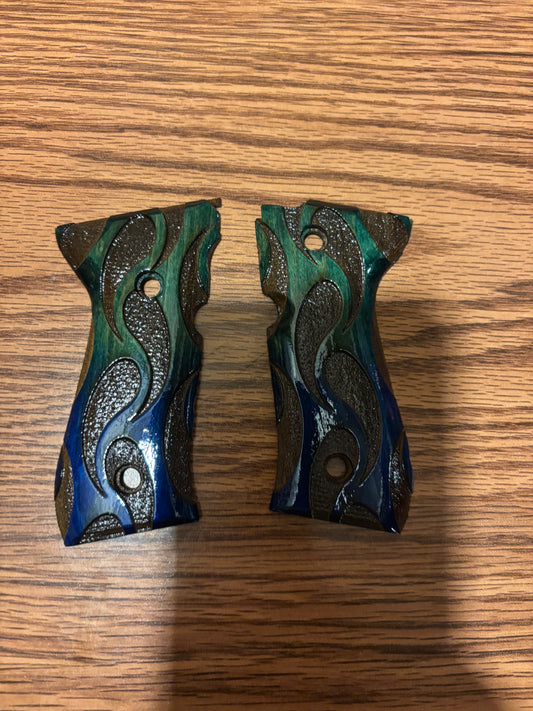 Made to Order Beretta 92/96 Maple wood grips with laser etched pattern