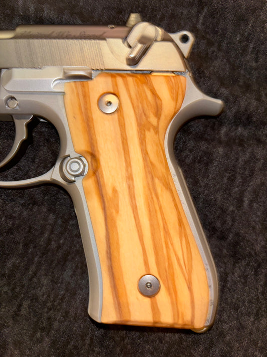Beretta 92/96 Full-Size Grips — Olive Wood, Oiled Finish