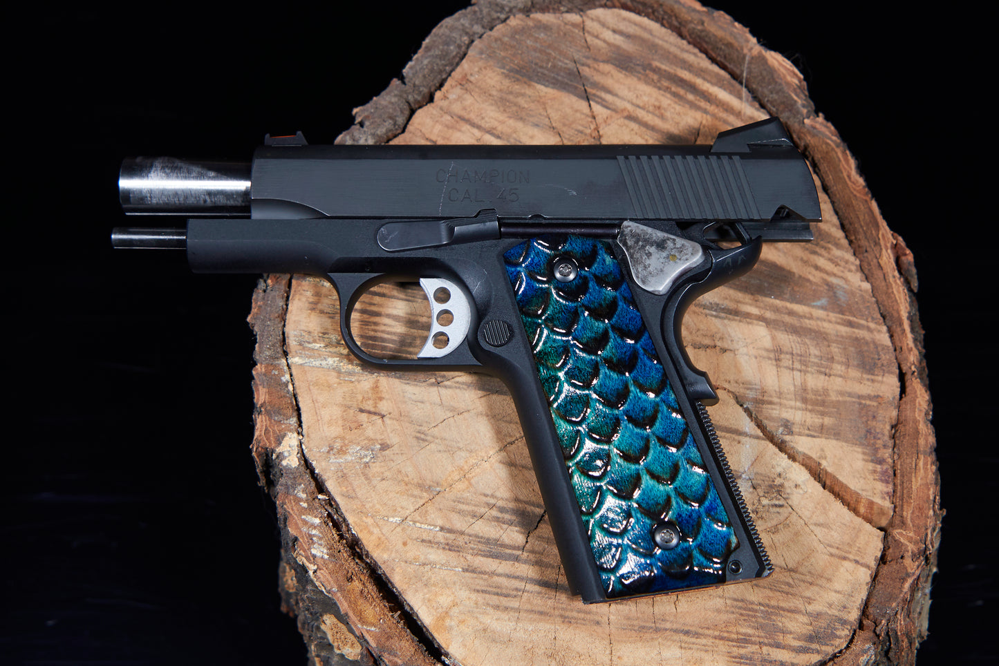 1911 grips Textured Like Scales Various Colors