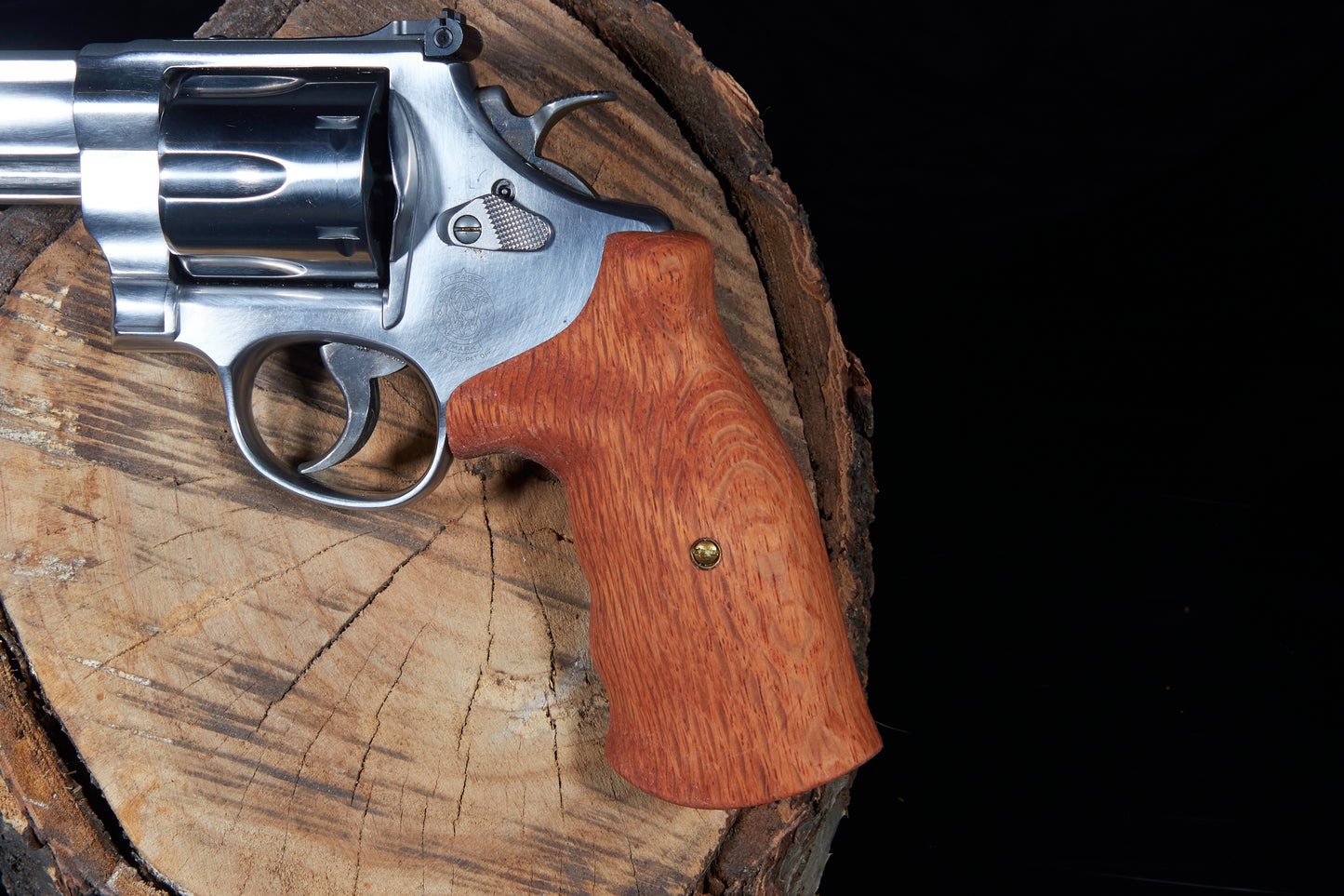 Smith & Wesson N-Frame Grips. Lacewood with Oil Finish