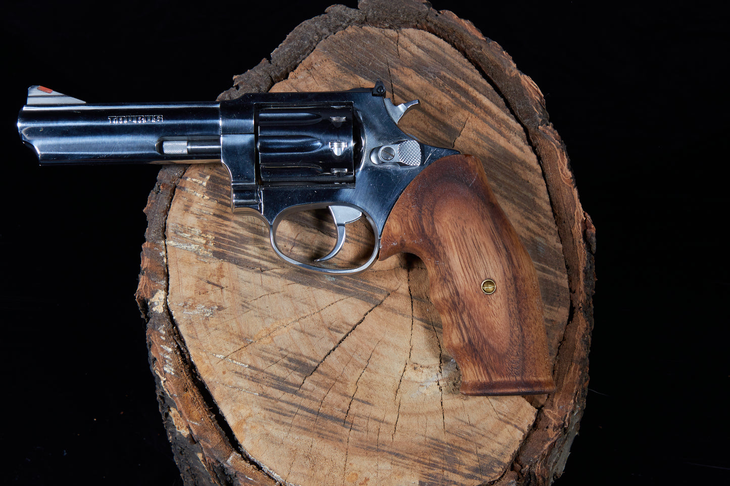 Taurus Small Frame Revolver Grips, Walnut with a Oil Finish