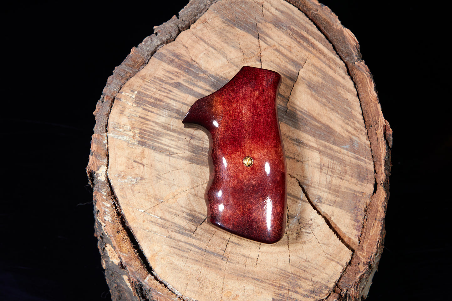 Taurus Medium/Large Frame Revolver Grips, Color Dyed Maple with Lacquer Finish