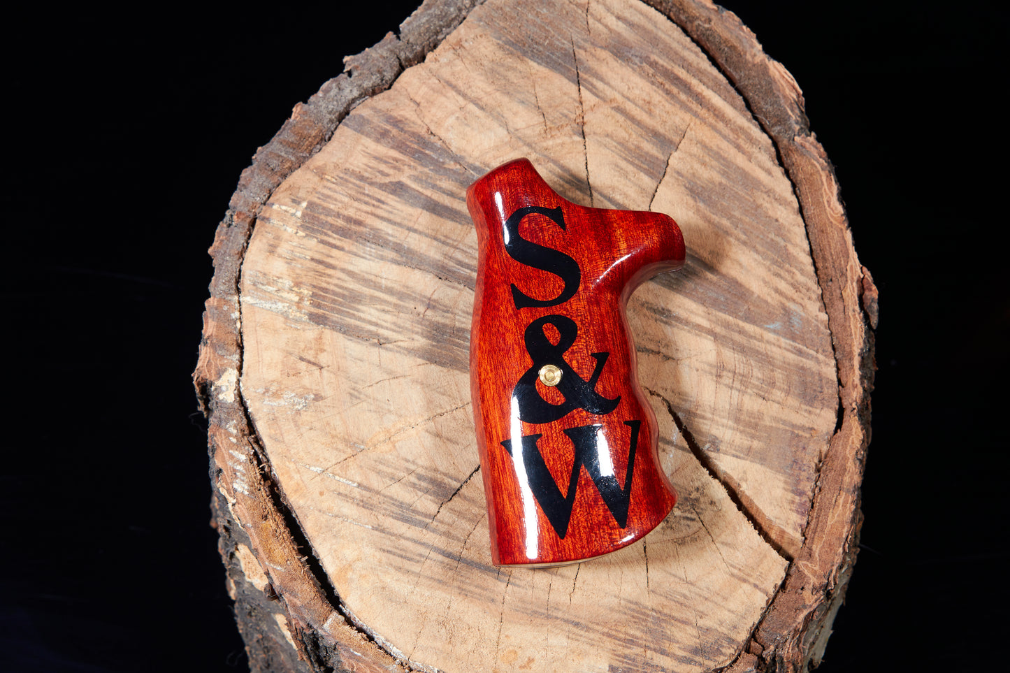 Smith & Wesson N-Frame Round Butt Grips. Padauk with Epoxy Inlay, Lacquer Finish