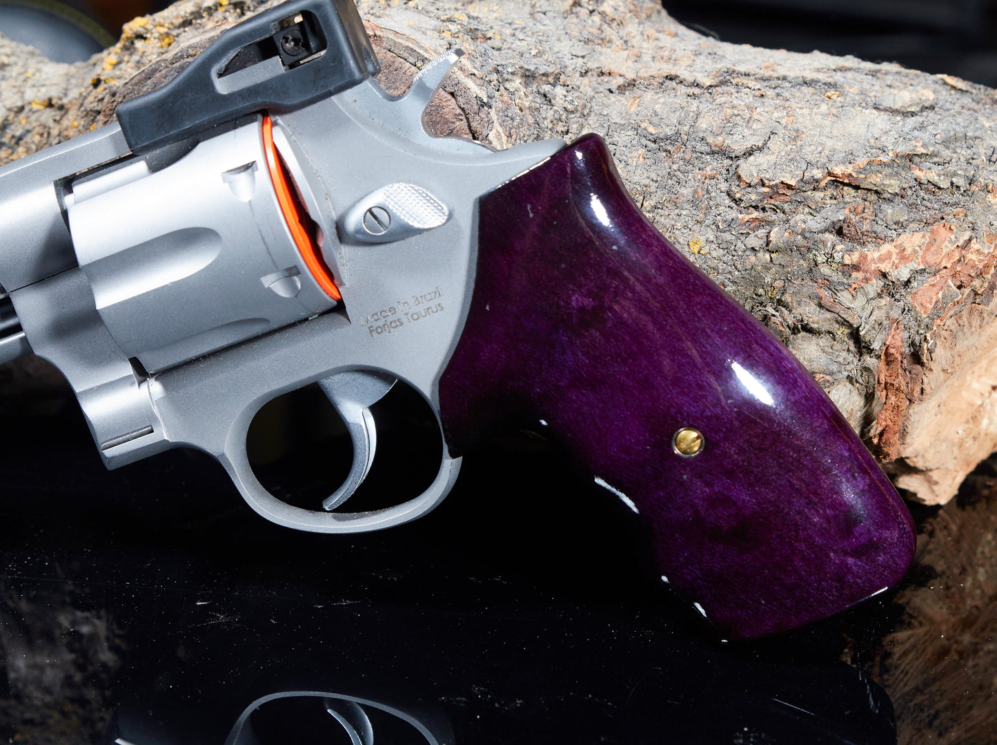 Taurus Medium/Large Frame Revolver Grips, Color Dyed Maple with Lacquer Finish