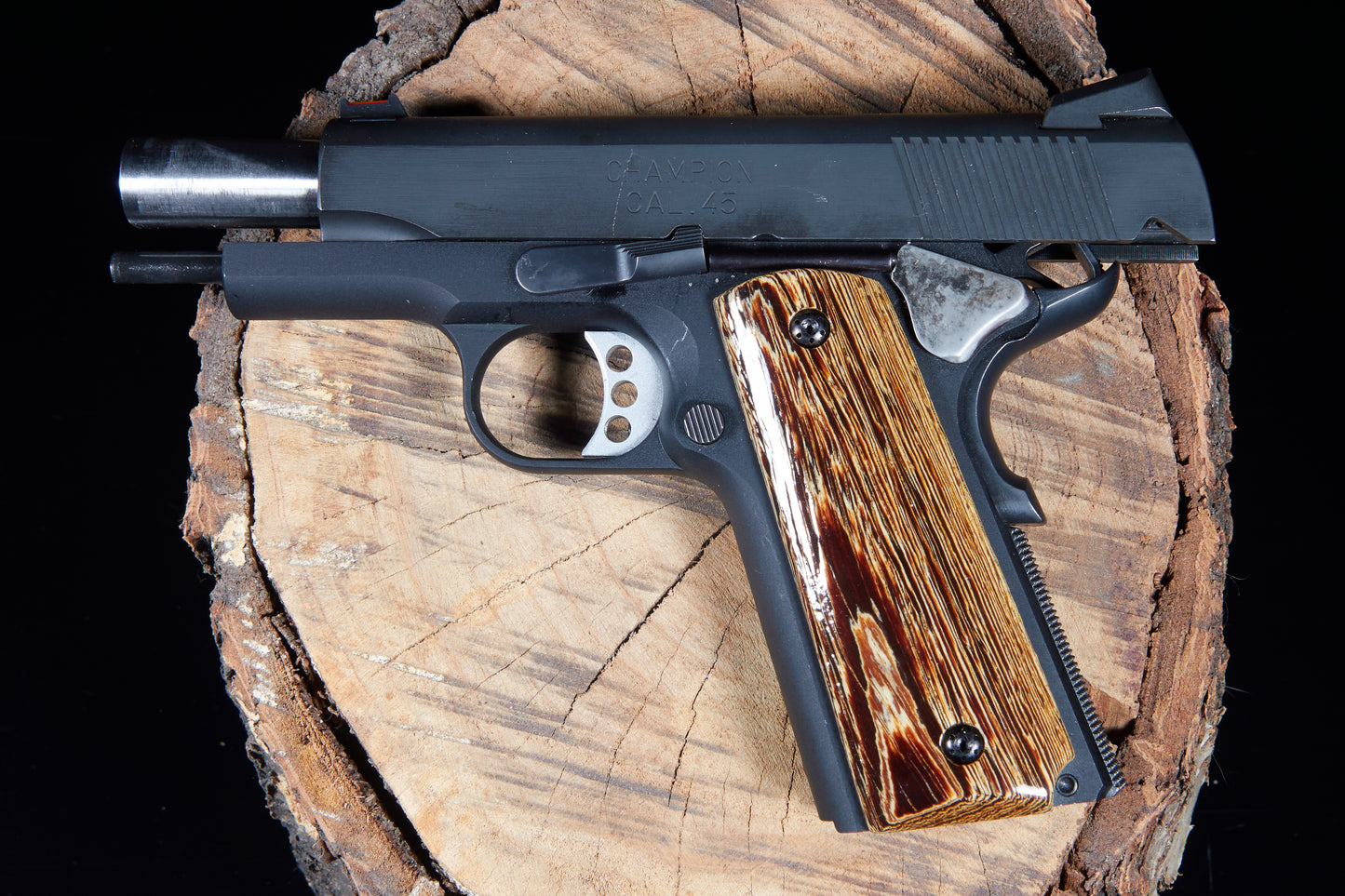1911 Grips – Lacquered Wenge #2