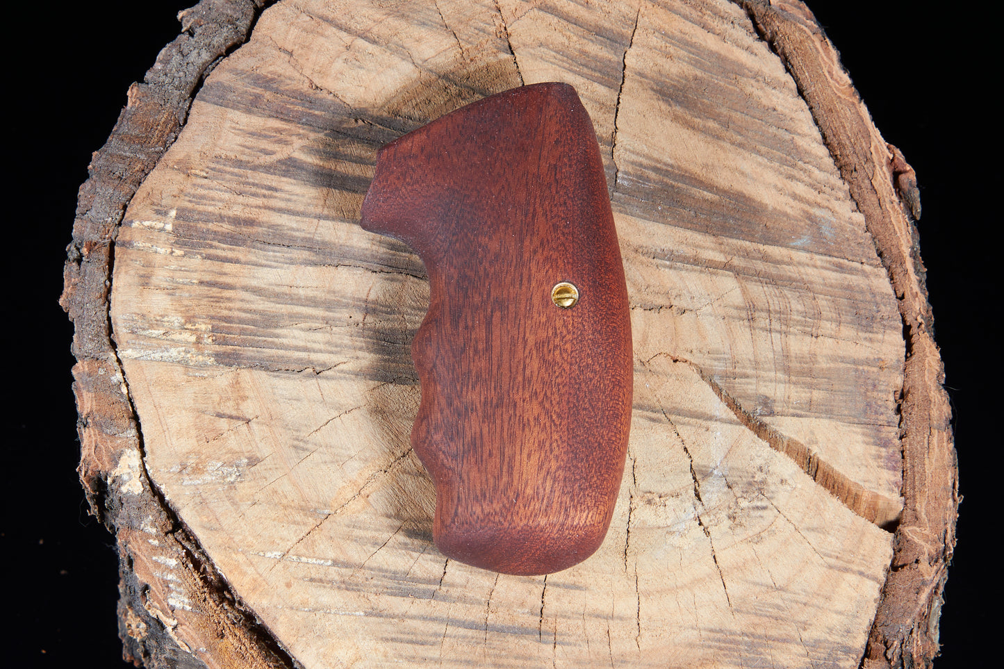 Charter Arms Revolver Grips – Exotic Hardwood (Closed Frame, Extended Length)