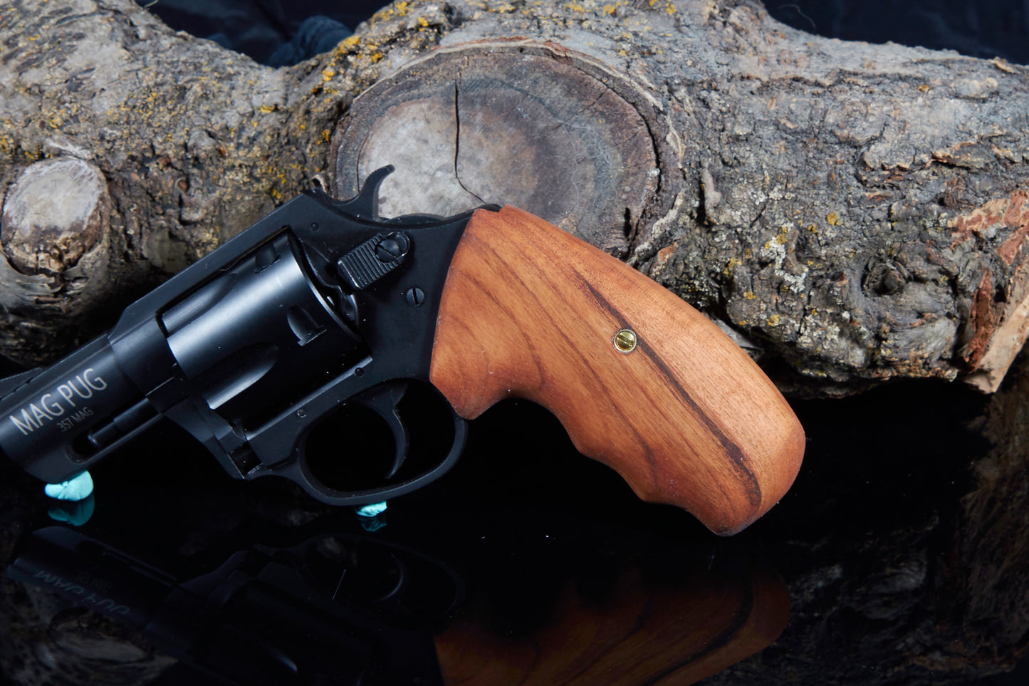 Charter Arms Revolver Grips – Exotic Hardwood (Closed Frame, Extended Length)