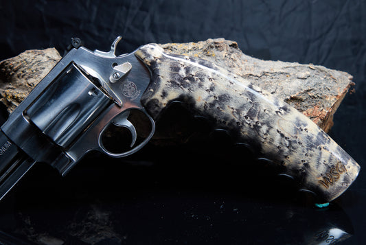 NEW Patent-Pending Double-Handed Revolver Grip for S&W X-Frame (.460 & .500 Magnum)
