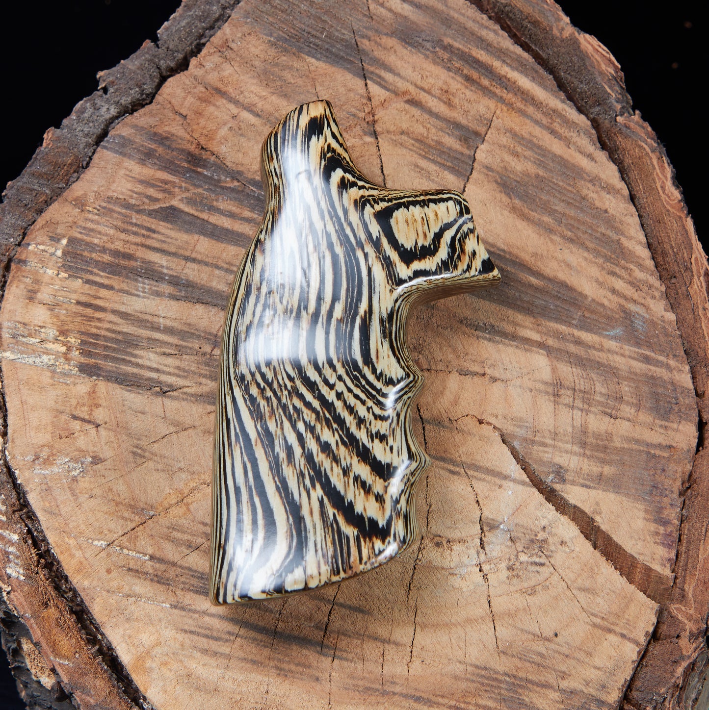 Wenge Grips for Smith & Wesson X-Frame (.460 & .500 Magnum)