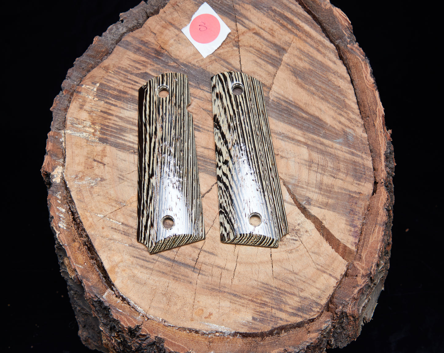 1911 Grips – Lacquered Wenge #7