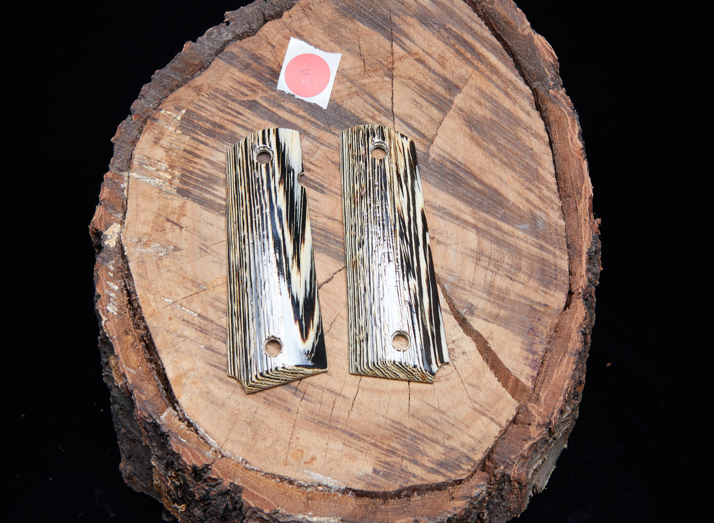 1911 Grips – Lacquered Wenge #9