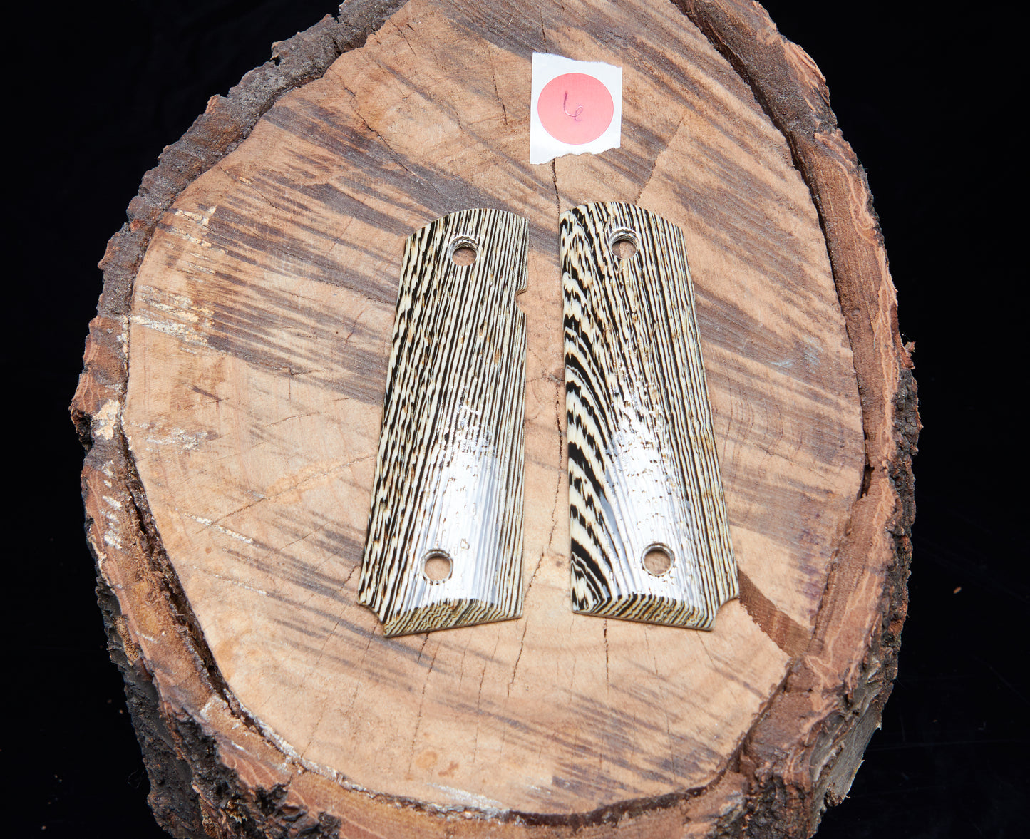 1911 Grips – Lacquered Wenge #10