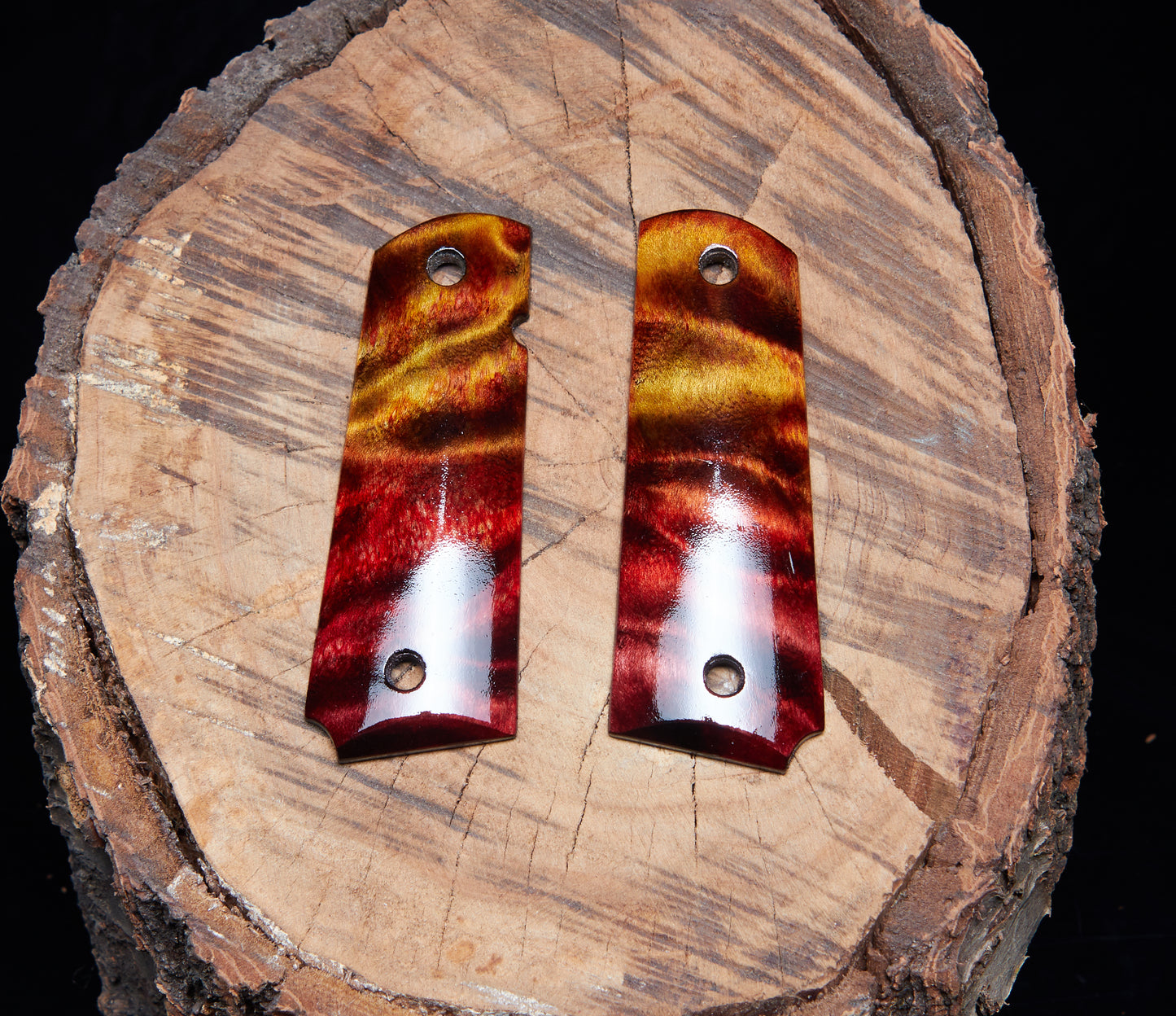 1911 Full-Size Curly Maple Pistol Grips – Black Sand-Off Finish, CNC-Cut & Hand-Finished