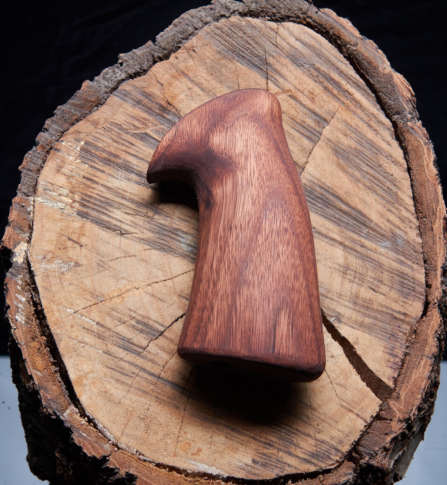 Custom Walnut Pistol Grip for Smith & Wesson X-Frame (460 & 500 Magnum) Rich Walnut | Hand-Rubbed Oil Finish | Precision Fit