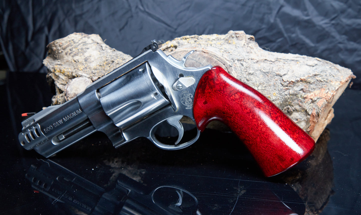 Smith & Wesson X-Frame Grips – Maple with Lacquer Finish