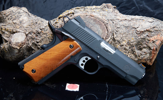 1911 Full-Size Grips – Stabilized Reclaimed Barnwood Oak (Endgrain Bookmatched) – Lacquer Finish