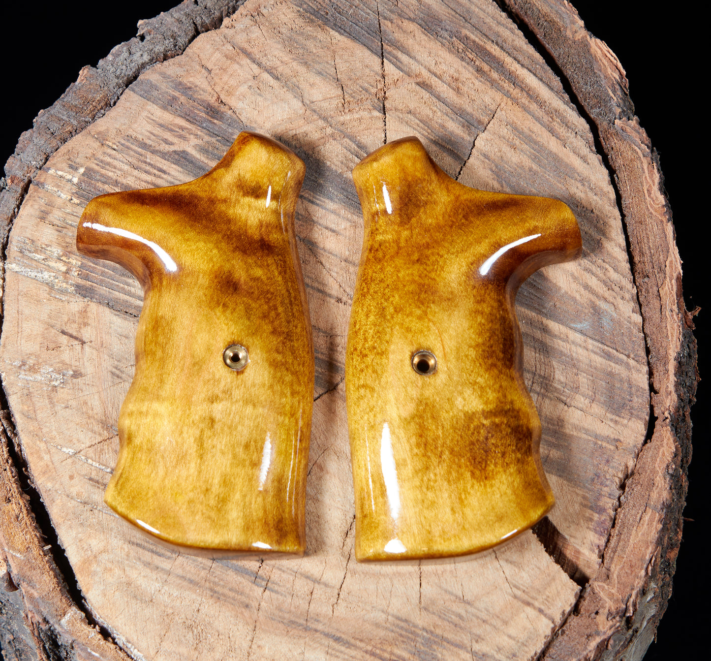 Smith & Wesson N-Frame Grips, Round Butt. Dyed Maple with Lacquer Finish