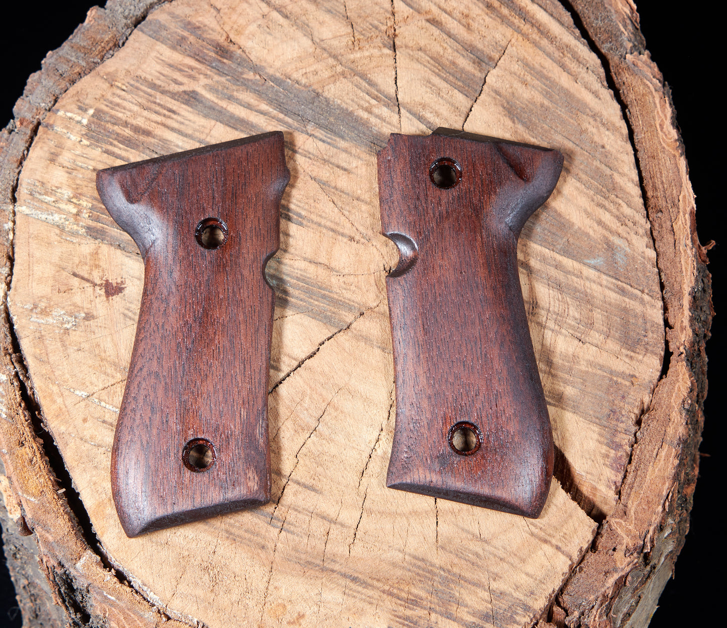 Beretta 92/96 Walnut Wood Grips – Hand-Rubbed Oil Finish