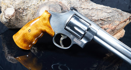 Smith & Wesson N-Frame Grips, Round Butt. Dyed Maple with Lacquer Finish