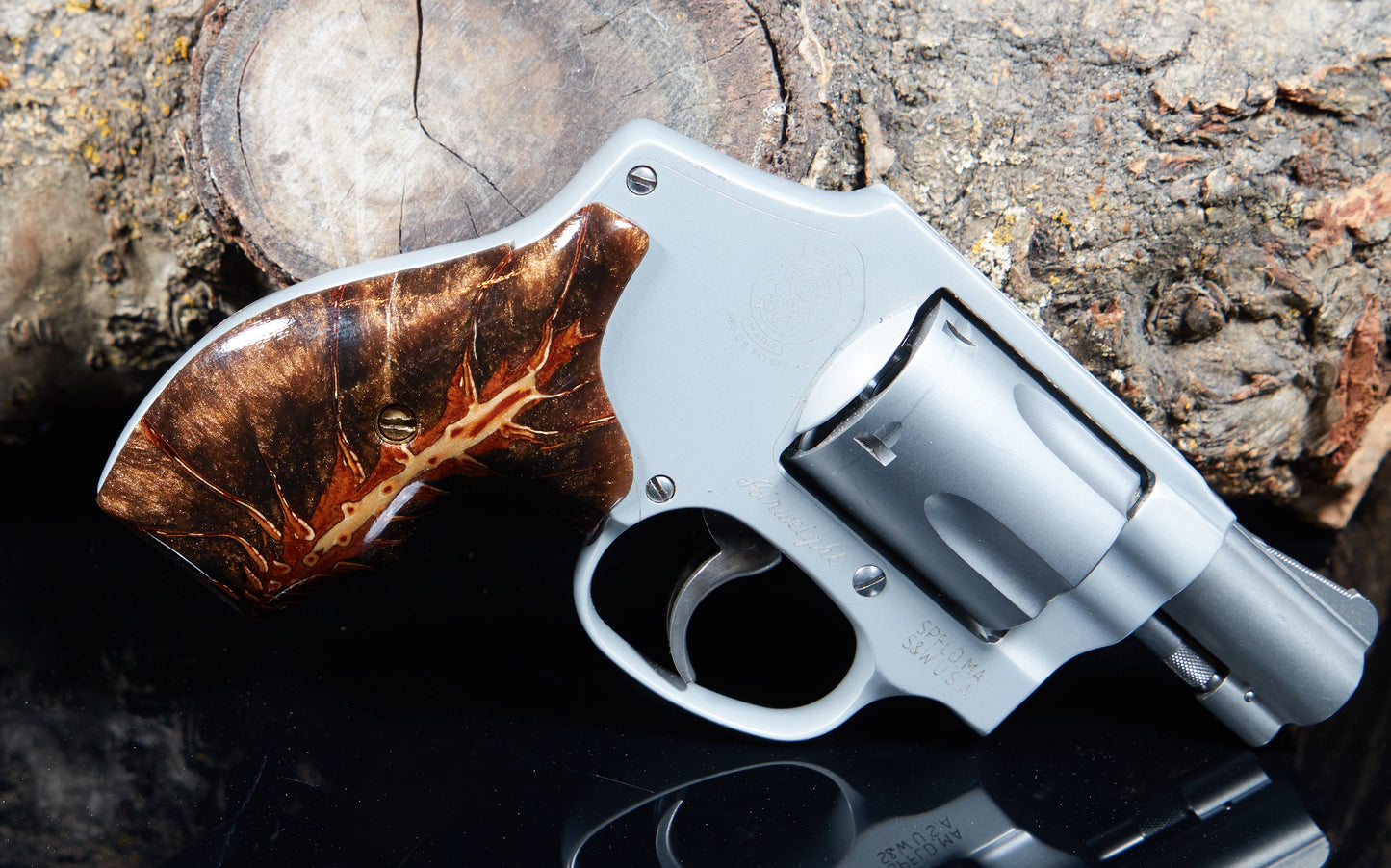 Smith & Wesson J-Frame Grips – Pinecone & Epoxy (Open Back, Lacquer Finish)