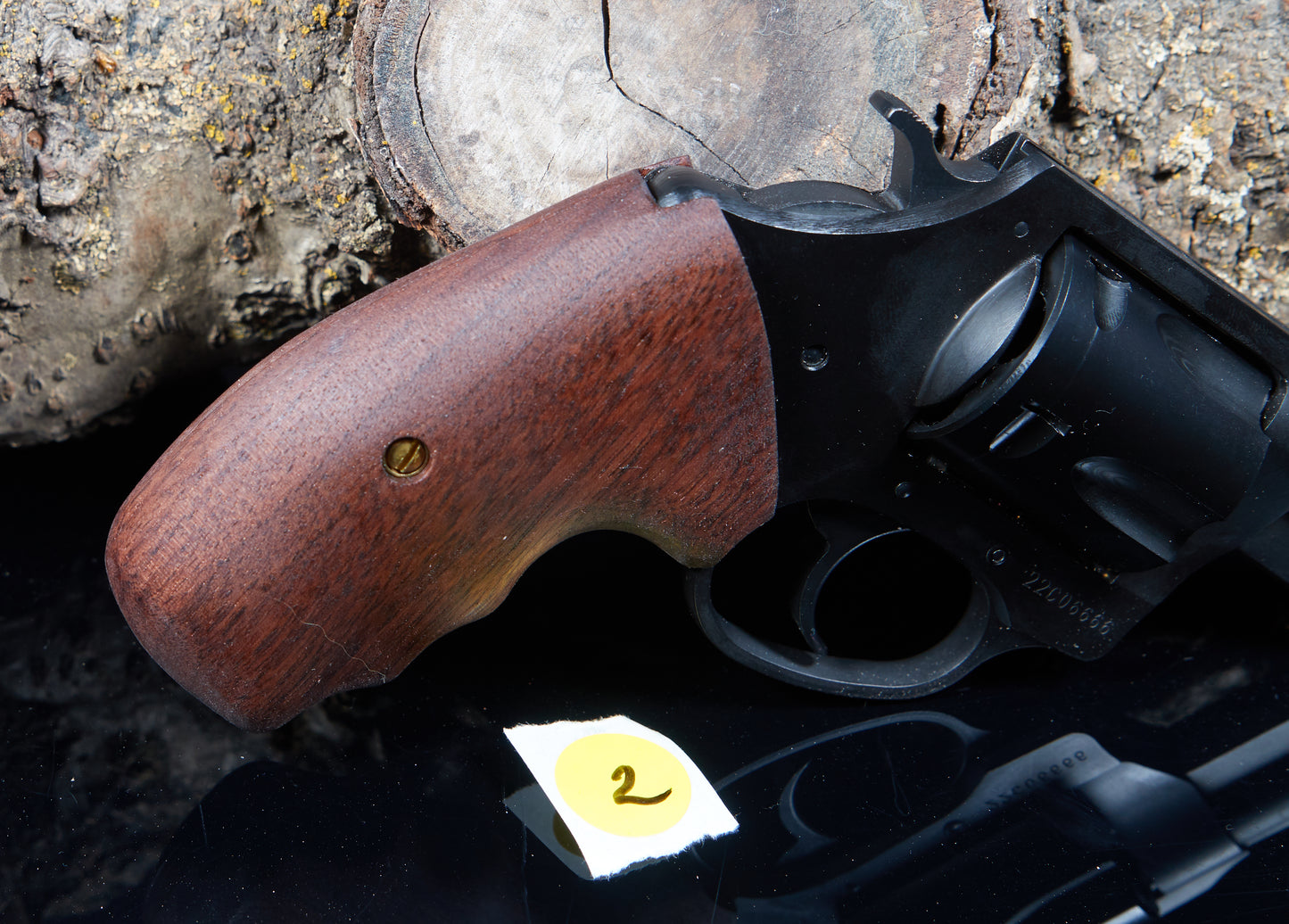 Charter Arms Revolver Grips – Walnut with Oil Finish (Closed Frame)