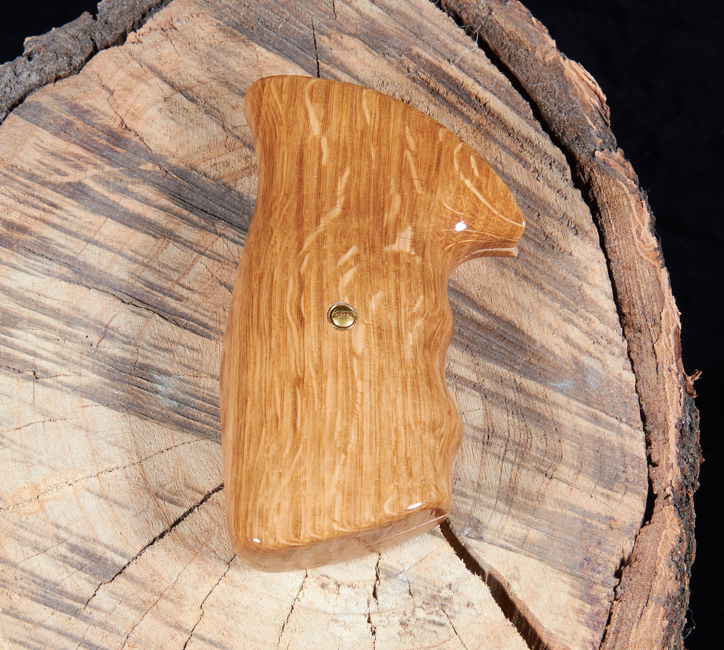 Taurus Medium Frame Revolver Grips – Quarter-Sawn Oak, Lacquer Finish (Square Butt)