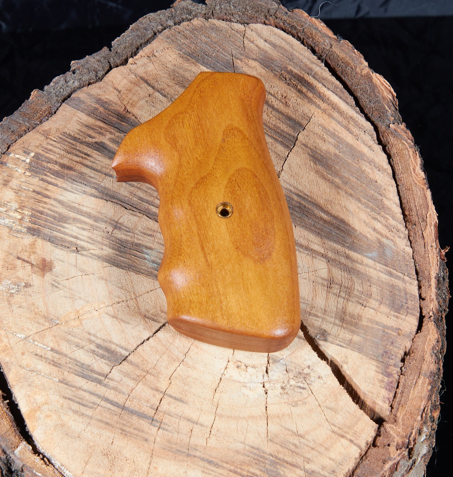 Taurus Medium Frame Revolver Grips – Walnut, Tung Oil Finish (Square Butt)