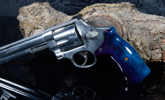 Smith & Wesson N-Frame Round Butt Grips – Maple, Lacquer Finish